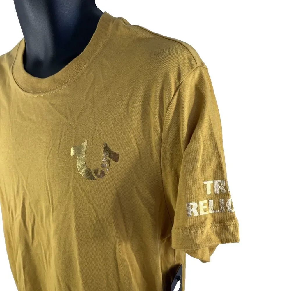 New Mens True Religion Short Sleeve Honey‎ Mustard Gold Foil T-Shirt Sz M NWT